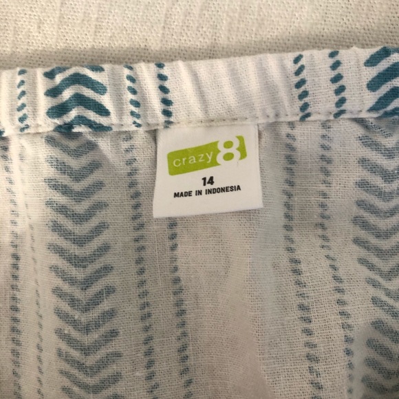 Two adorable Rompers - Picture 5 of 8